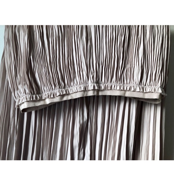 Club Monaco maxi pleated skirt in mushroom size 6 - Picture 2 of 6